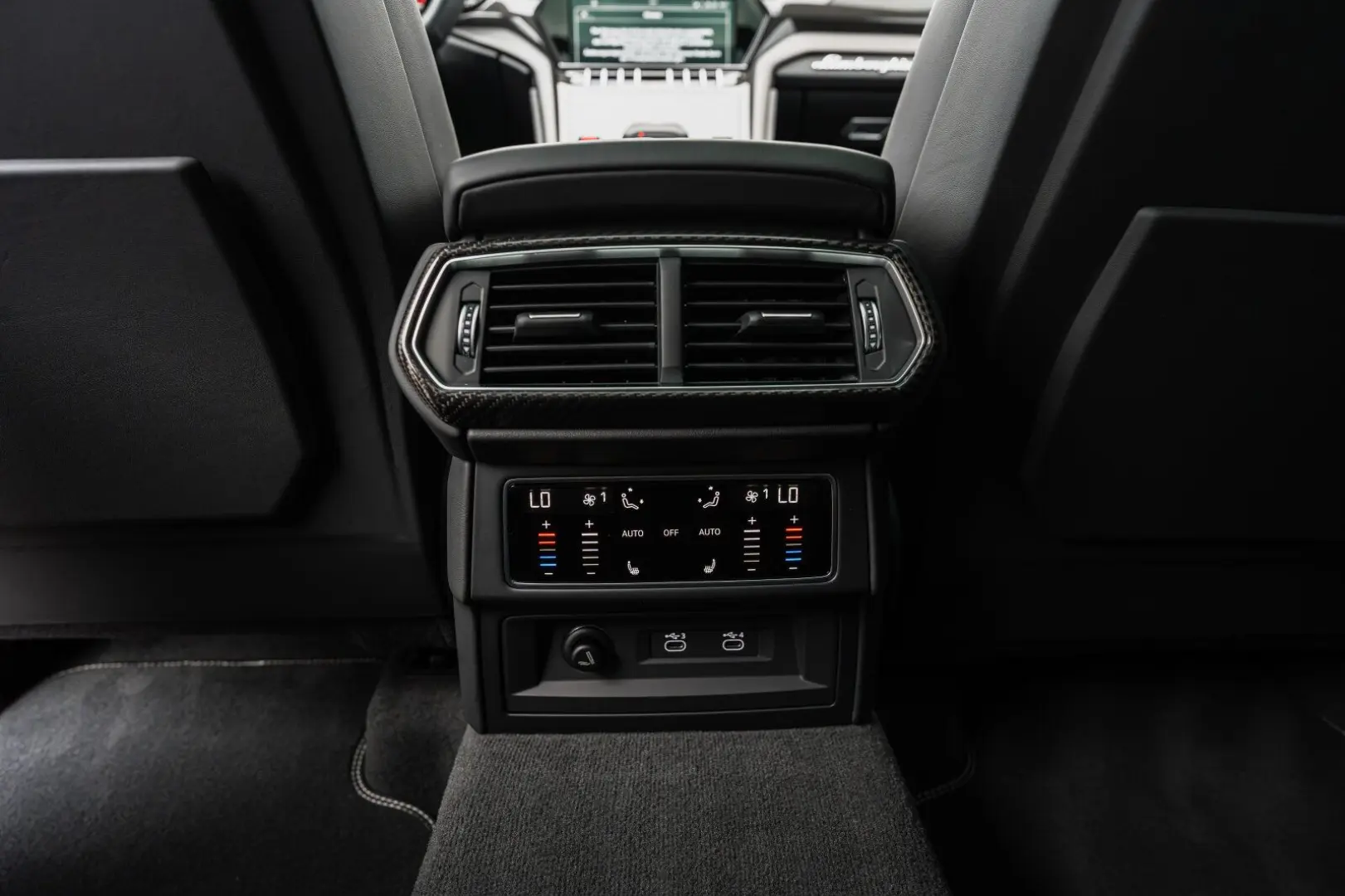 Urus S Carbon*Pano* StylePaket*B&O* Night-Vision
