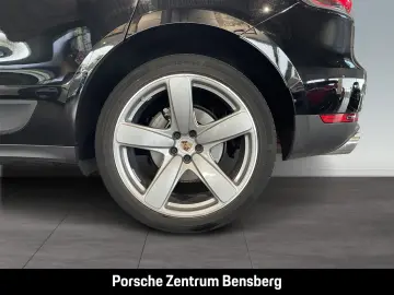 Macan S