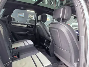 Cayenne SportDesign/PANO/LUFTF/MATRIX/14-Wege/BO