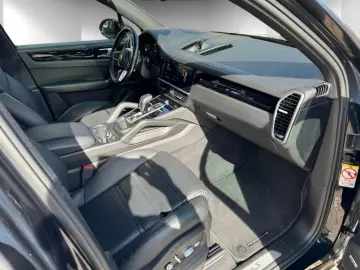 Cayenne S Sport-Chro- Pak*Pano*HUD*Bose*Matrix