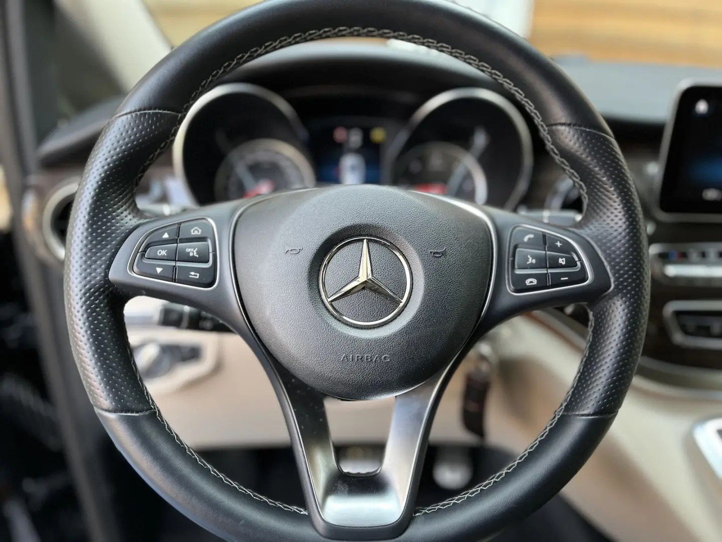 V 300 300 d AVANTGARDE L360° Leder Navi