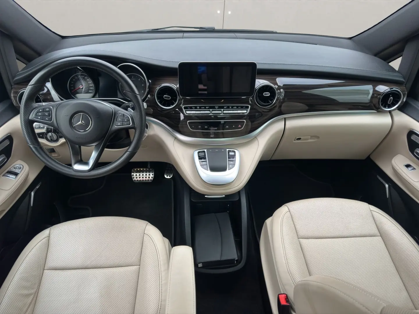V 300 d AVANTGARDE EDITION 4MATIC AMG Panorama