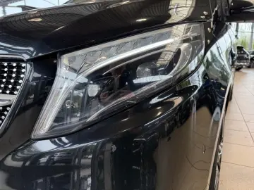 V 300 d 4M Mercedes-Benz V 300 d 4M AMG Exclusiv