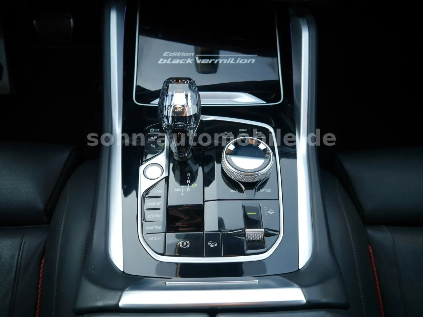 X6 xDr 40d M-Sport EDITION BLACK VERMILION 1/350