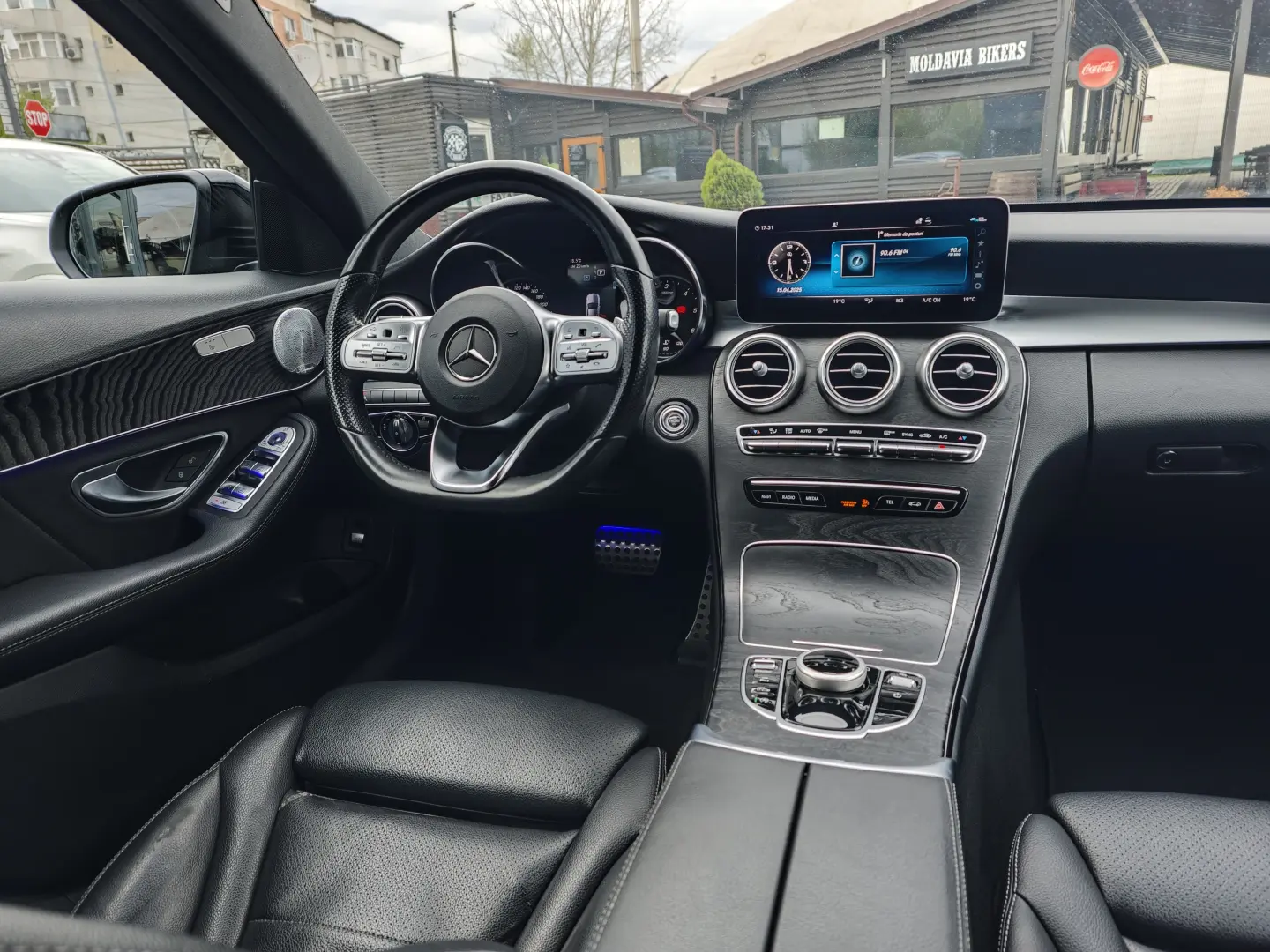 Mercedes-Benz Clasa C 220d 4Matic