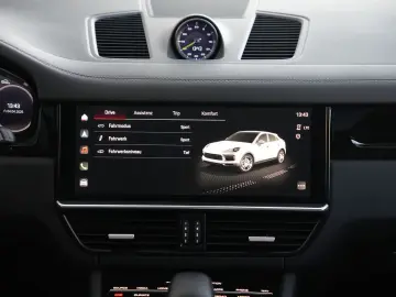 E-Hybrid Coupé  SPORTDESIGN-ACC-AHK-BOSE-21RS