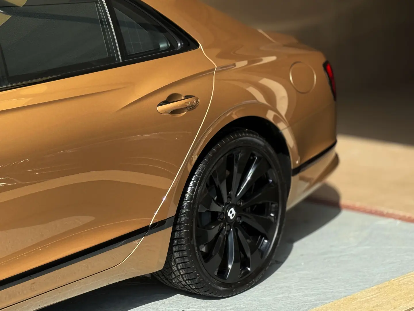 BENTLEY FLYING SPUR
