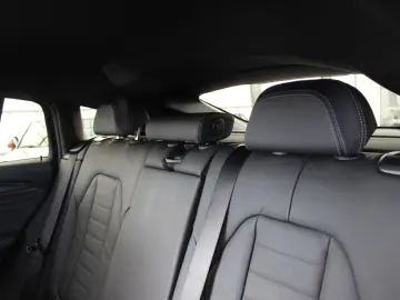 X4 xDrive30d aut. / M SPORT + NAVI + HUD + LASER