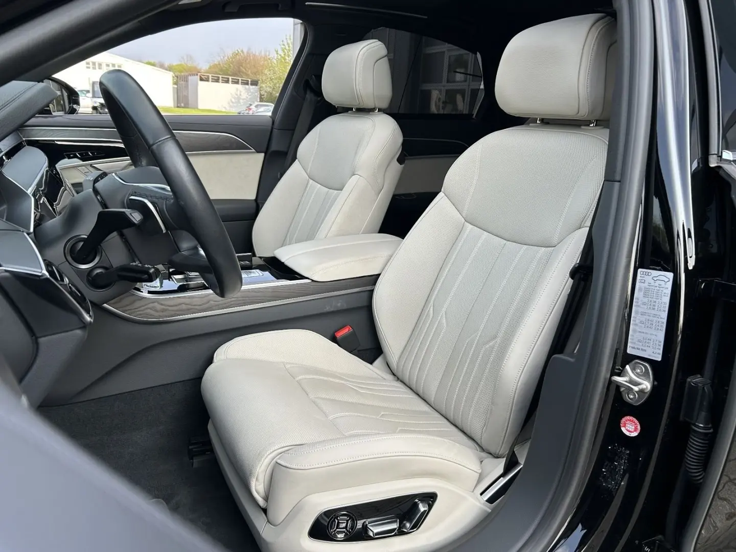 A8 50 TDI / Panoramadach / B&O Sound