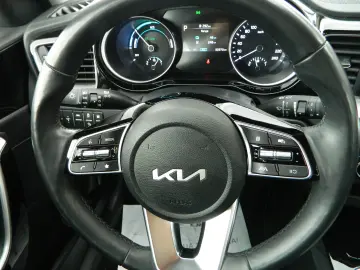 Kia Ceed SW 1.6 GDI DCT OPF Plug-in-Hybrid Spirit