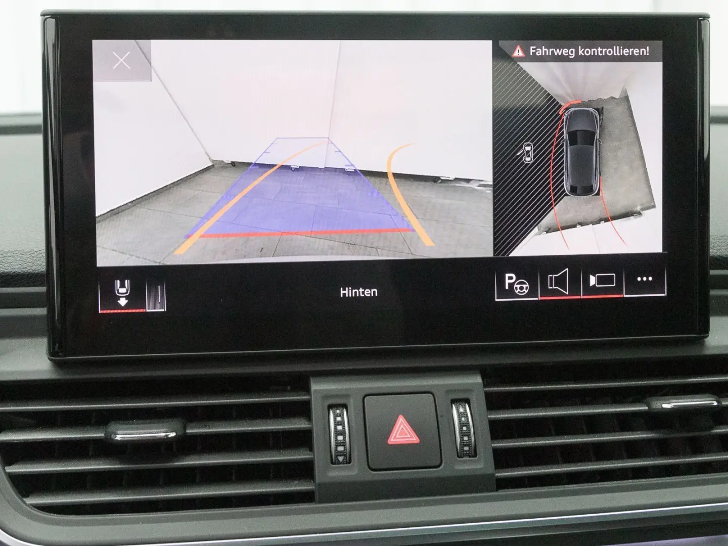 Q5 Sportback 50 TFSIe Q PANO LUFT LEDER MATRIX
