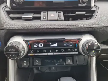 RAV 4 Hybrid 4x2 Team Deutschland 2.5 VVT-i EU6d