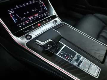 A6 Limousine 50 TDI quattro S-LINE*LED*AHK*PANO*