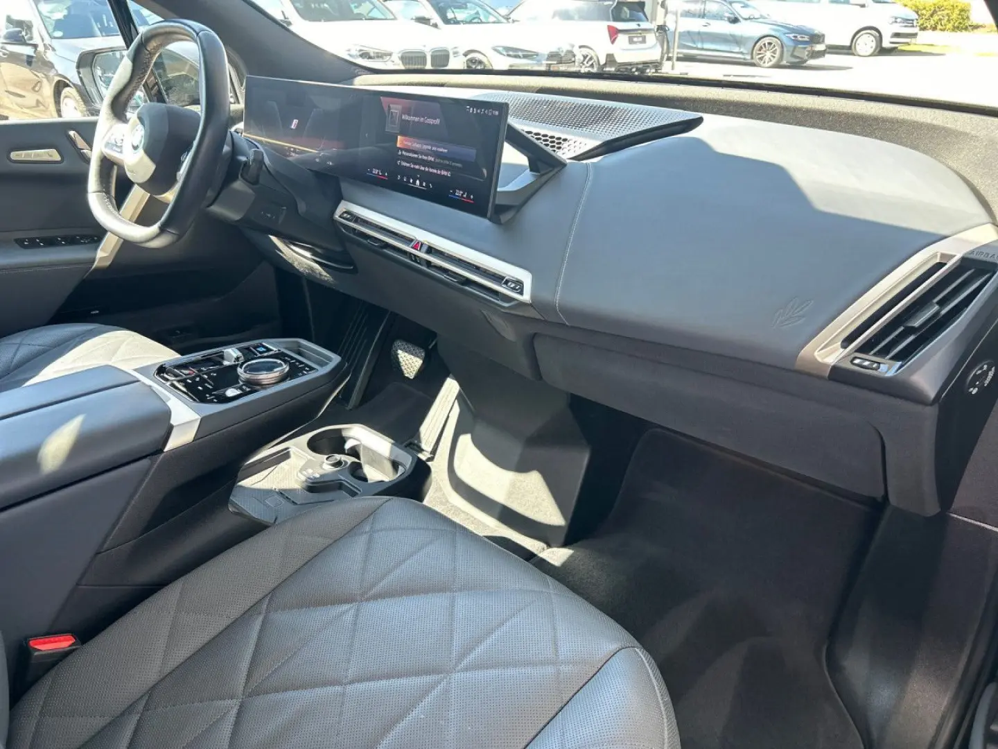 iX xDr40 Sportpaket PaAssPr DrAss+ Harman Pano