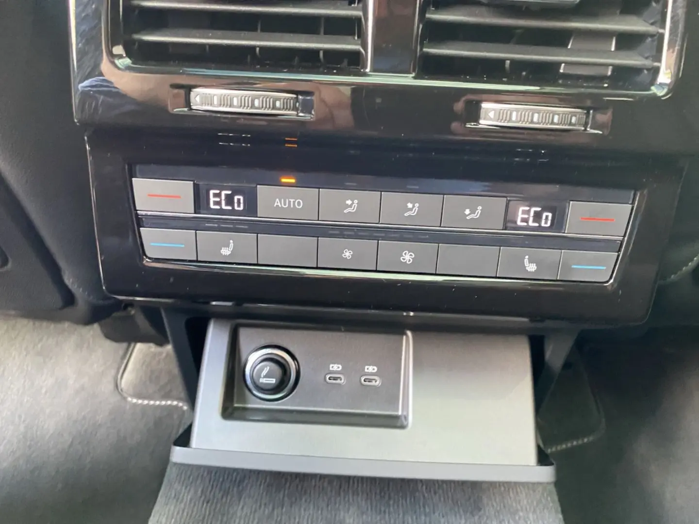 Touareg 3.0 V6 TDI 4Motion R-Line +BLACK+NACHT