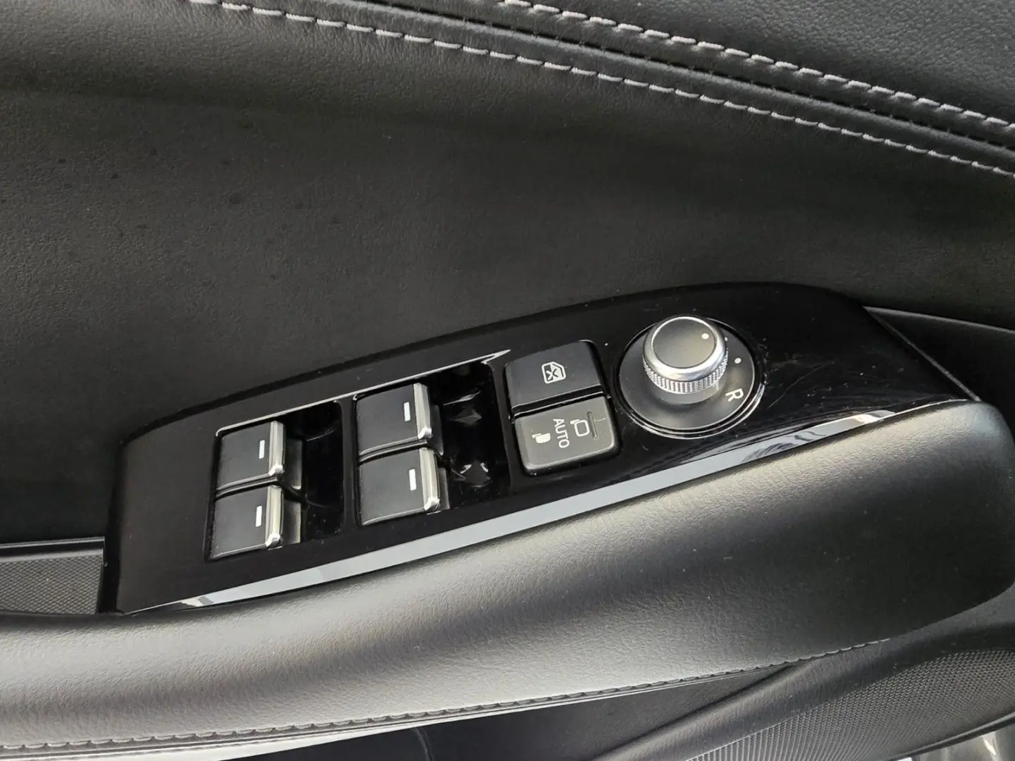 6 Kombi Center-Line *HUD*NAV*LED*SHZ*360°