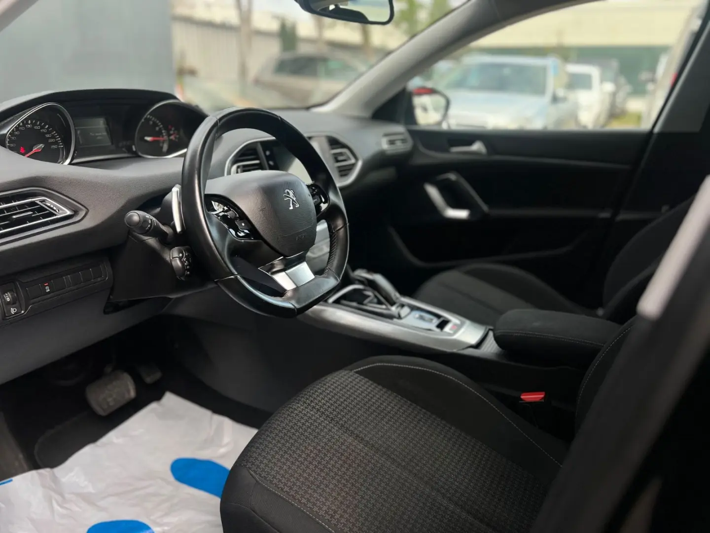 308 Active Pack #AppleCar #WIFI #Navi #LED