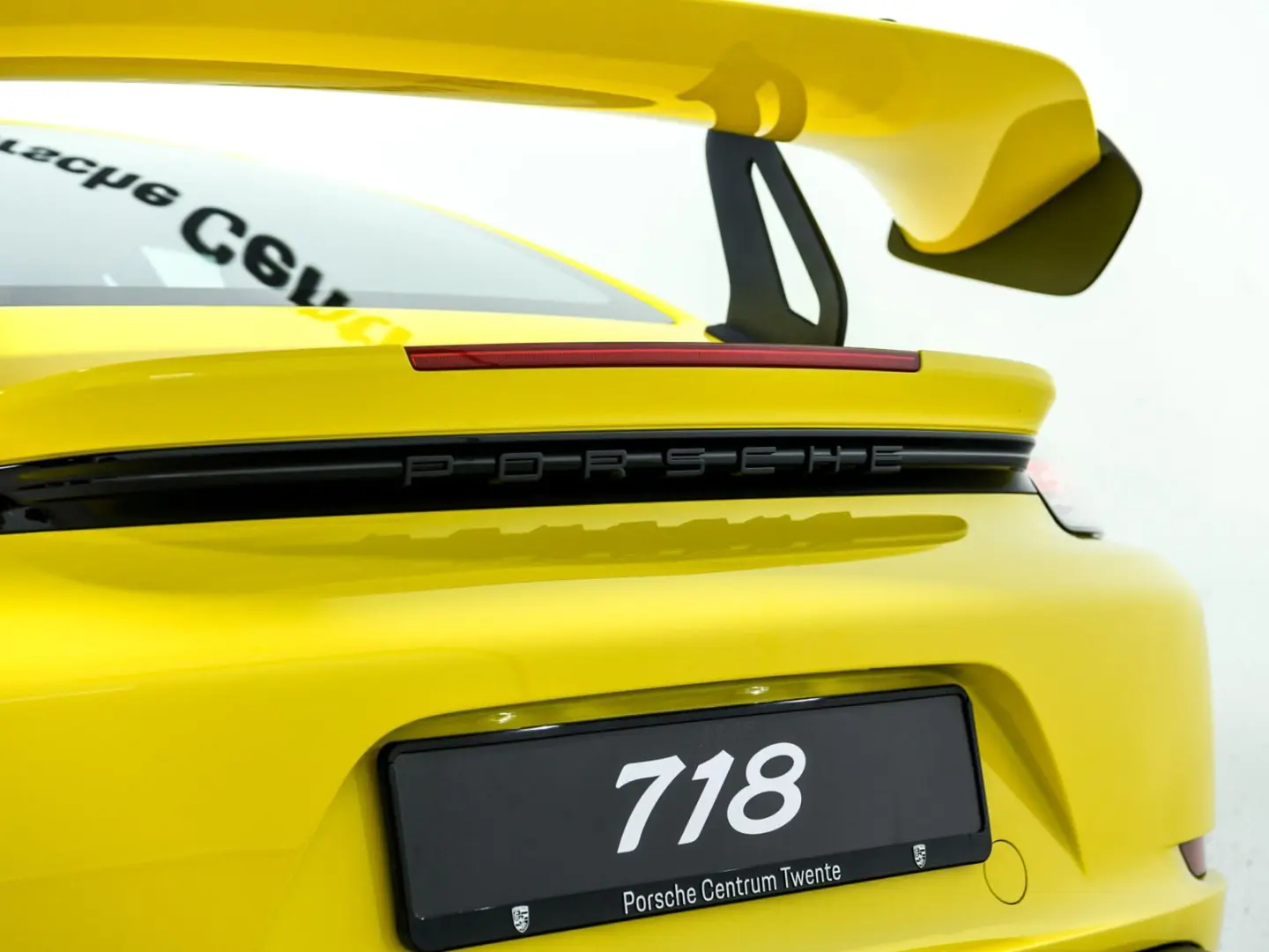 718 Cayman GT4 RS
