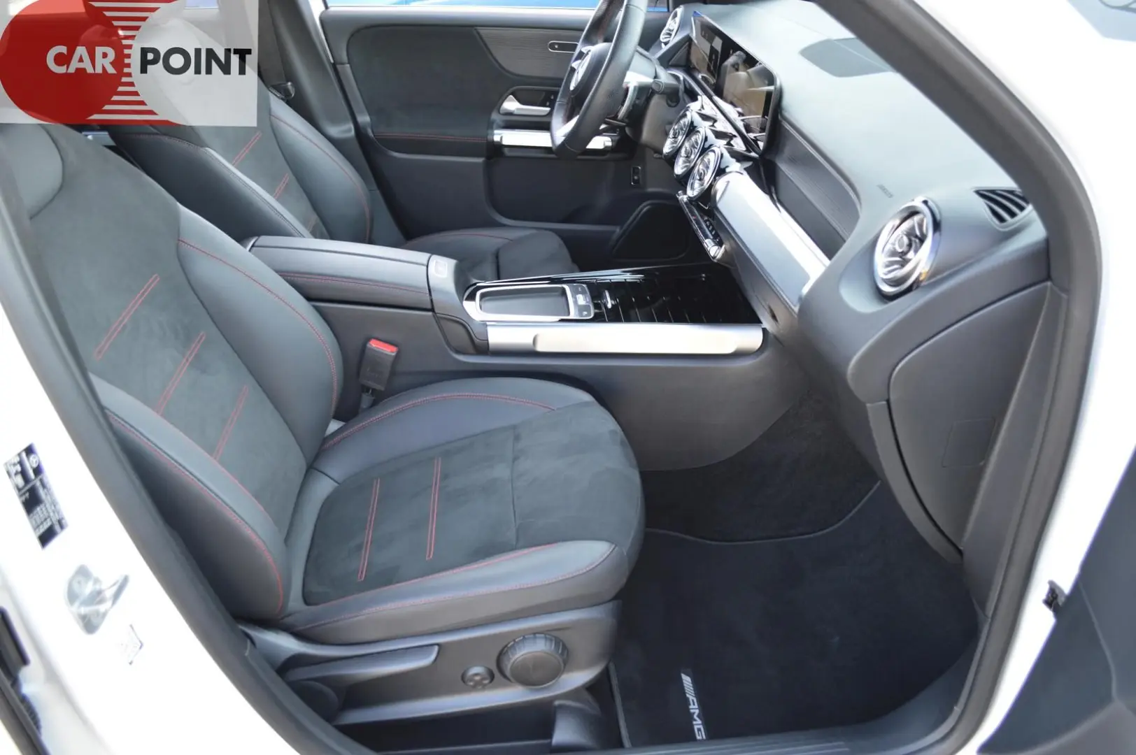GLB 220 d 4Matic AMG*7Sitze*360°*MBUX*Distr.*LED