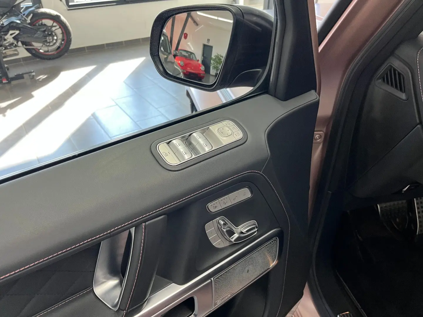 G 500 Stronger Than Diamonds Edition 1 of 300