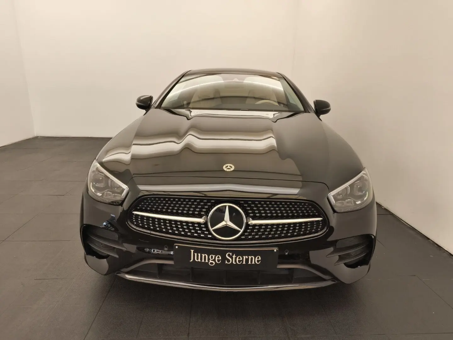 E 300 Coupé AMG Pano Burmester Multibeam Multiko