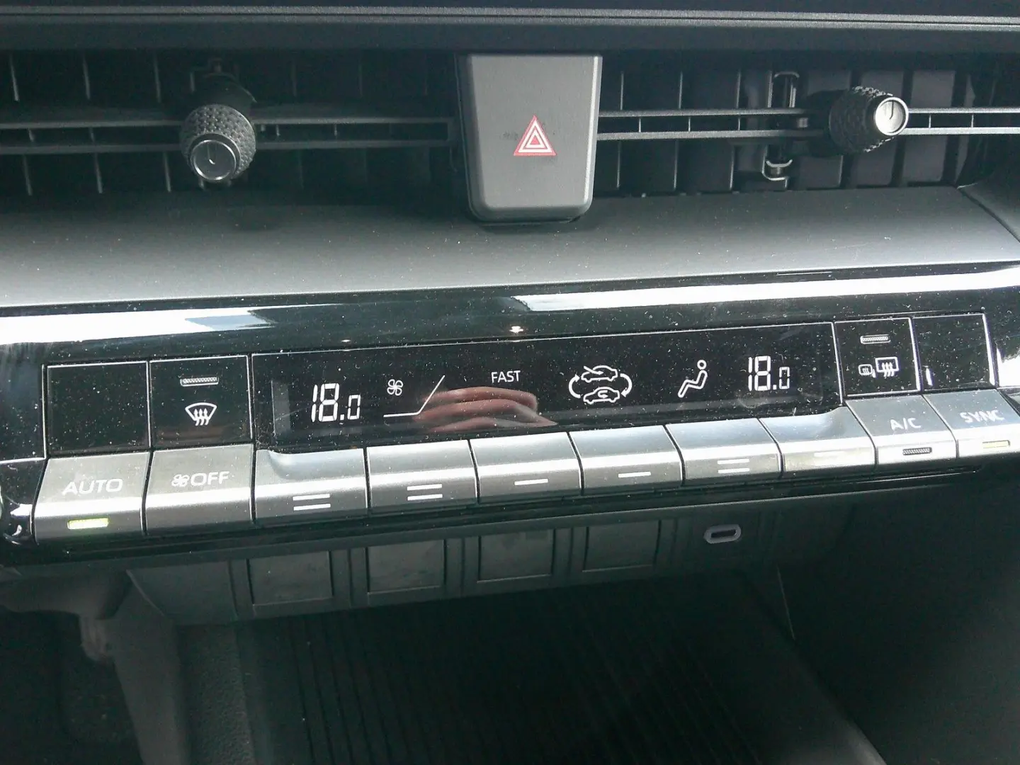 C-HR HSD Flow Navi Kamera Sp.Ass. 15J. Garantie