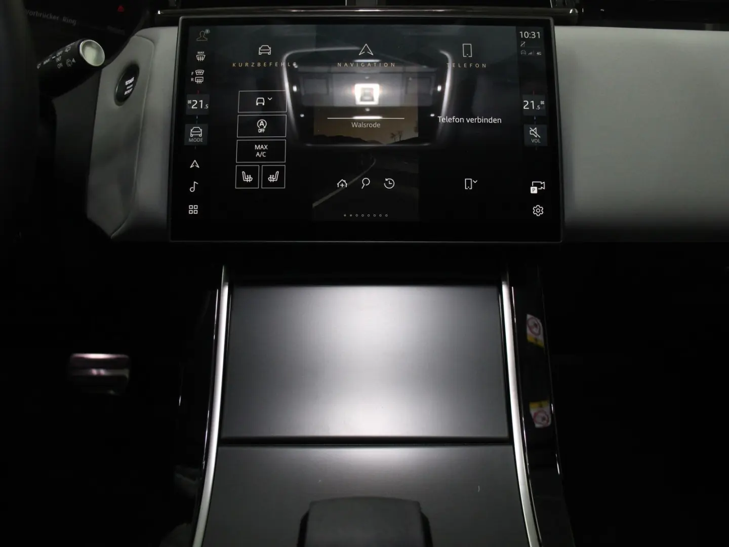 Land Rover Range Rover Velar D300 Dynamic SE Pano