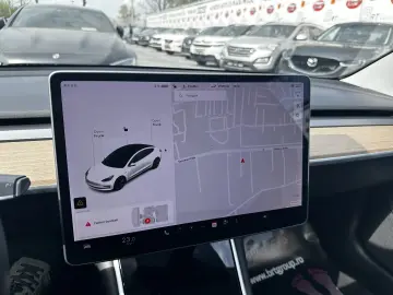 Tesla Model 3 Long Range
