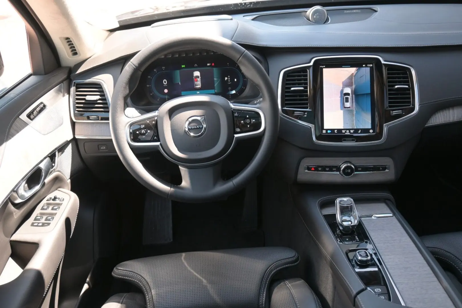 XC90 B5 Diesel Ultimate Dark AWD*LUFT*360°B&W*