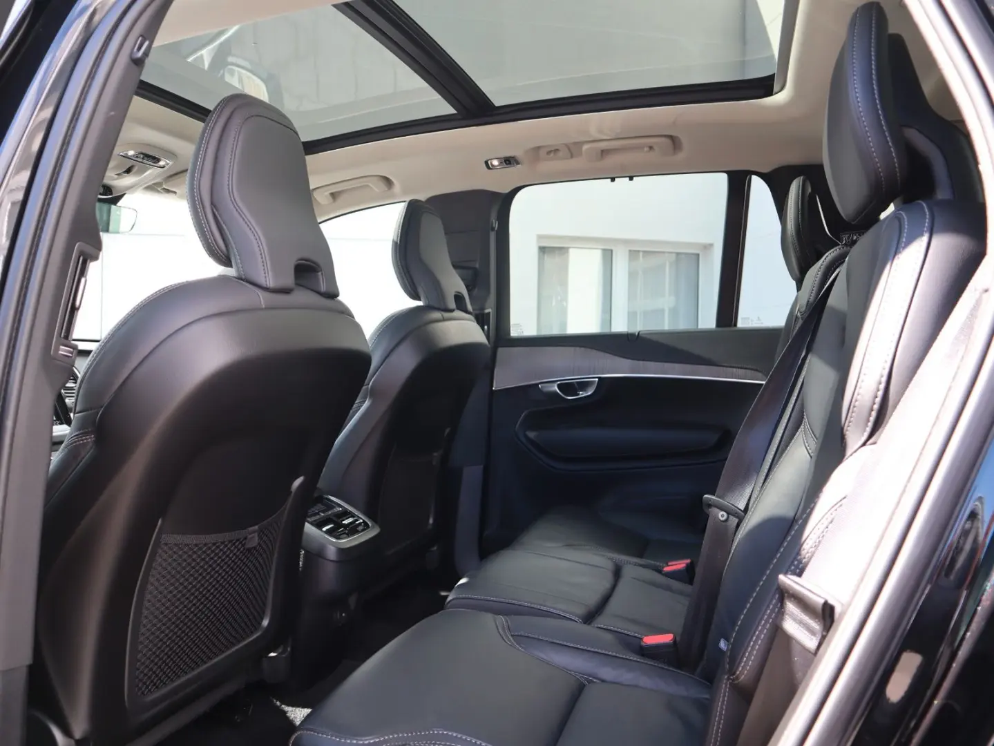 XC90 B5 Inscription AWD*AHK*Luftf*360°