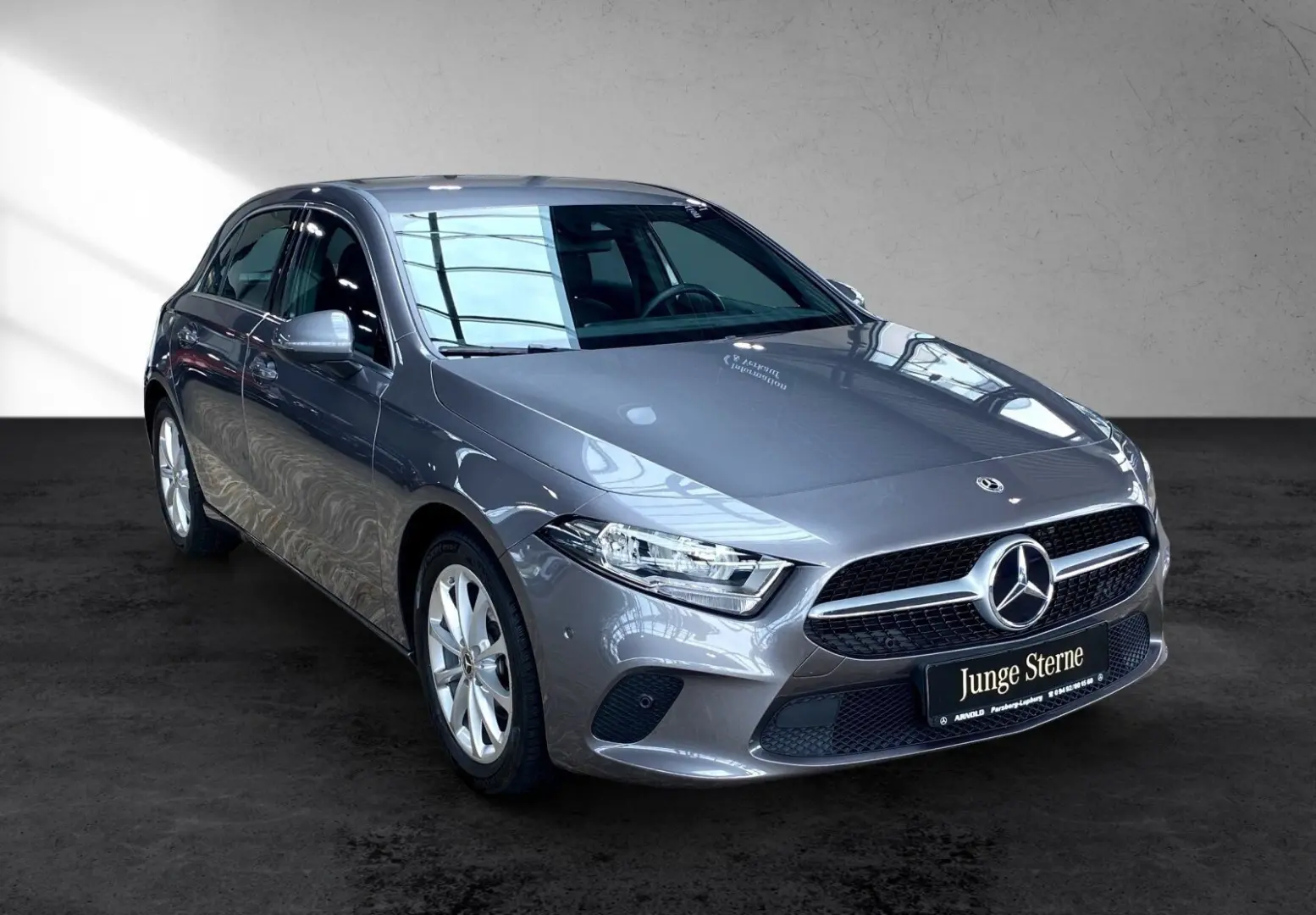 Mercedes-Benz A 180