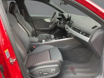 RS4 Avant TFSI MATRIX+NAVI+HuD+B&O+ACC+PANO+20