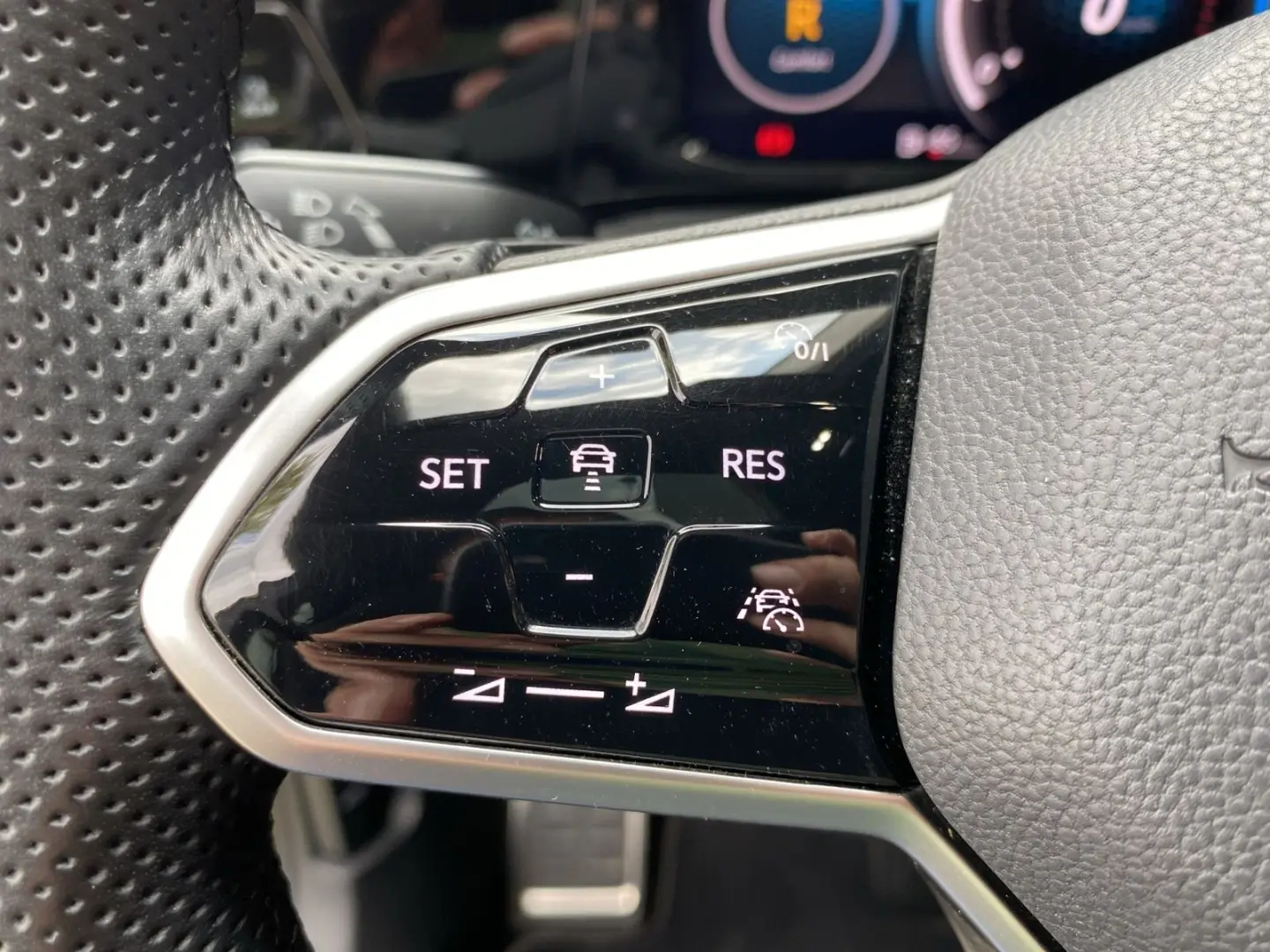 Golf VIII GTD 2.0 TDI +DSG+PANORAMA+BLACK+NAVI++