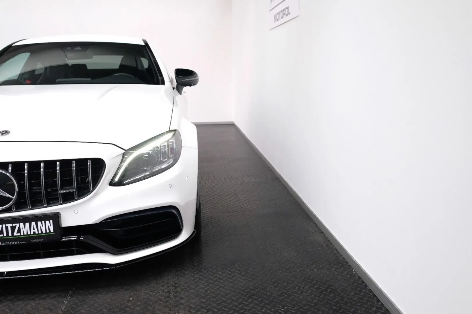 C63 AMG/1.HAND/DRIVERS PACK/PERF.SITZE/SPO.ABGAS