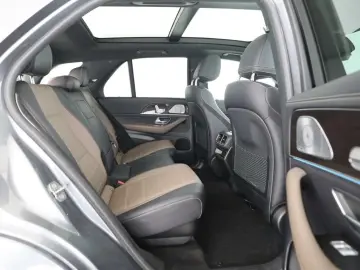 GLE 400 d 4M AMG StHzg Pano AHK 7-Sitzer HUD 360
