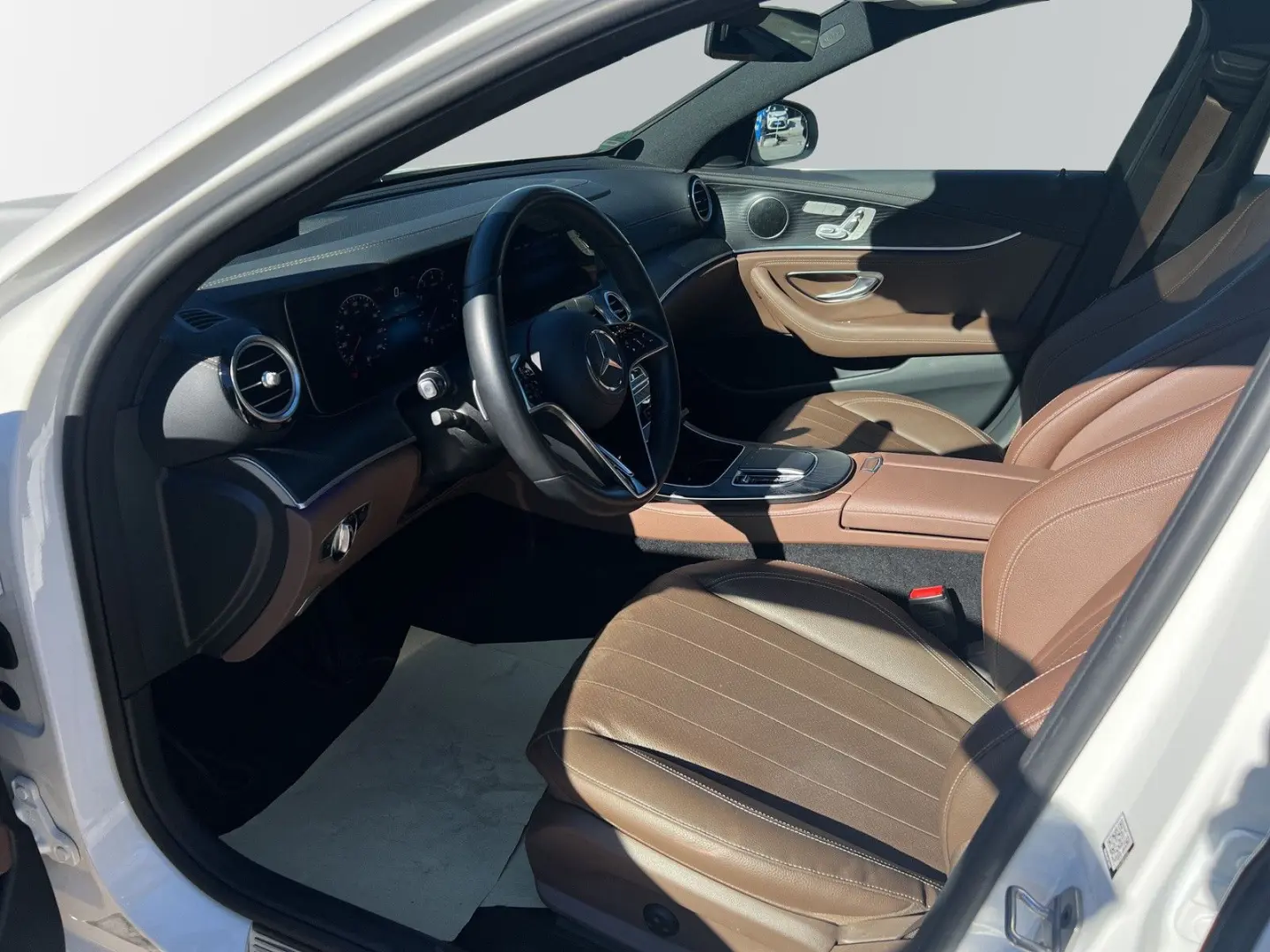 E 200 AMG Line *Pano *360° *Memory *Headup