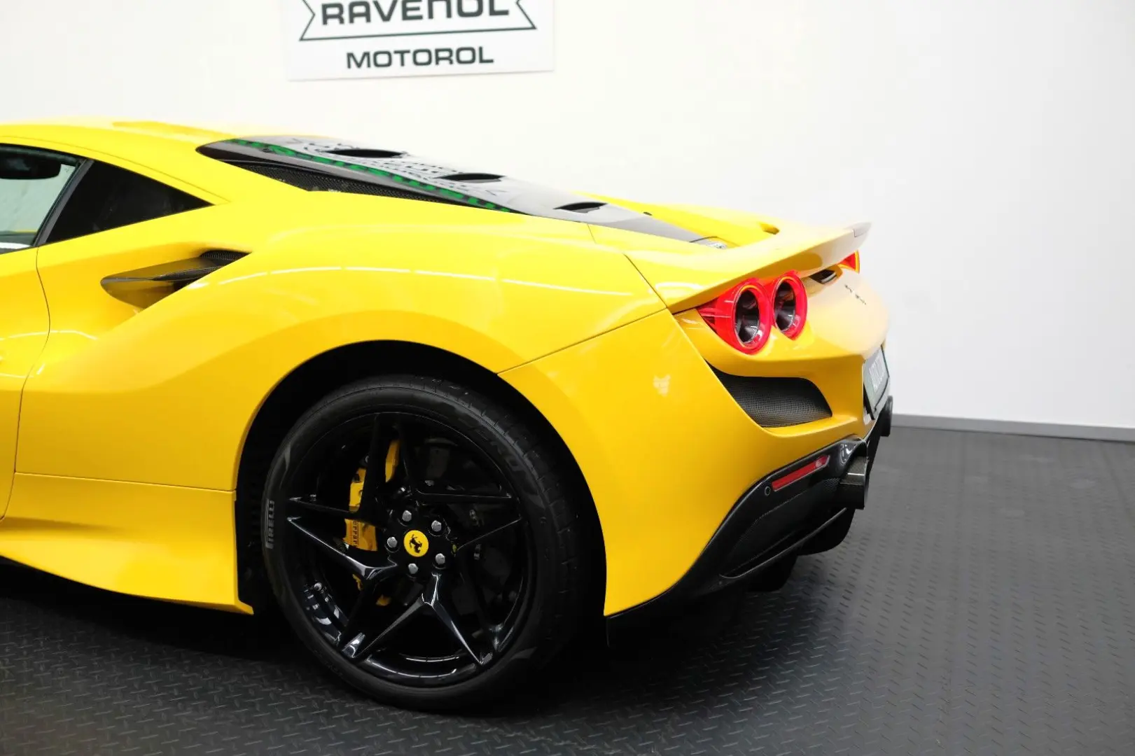 F8 Tributo/CARBON/NOVITEC/LIFT/GARANTIE 11.2026