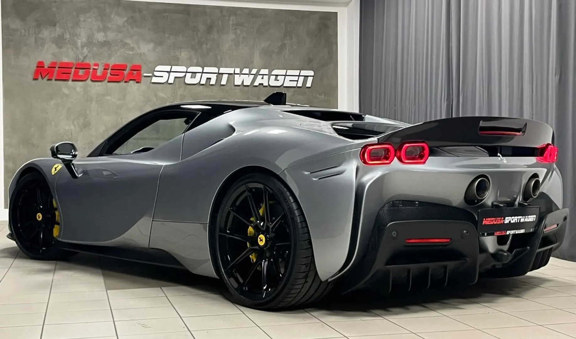 SF90 NOVITEC RACINGSEAT CARBONPACK LIFT JBL FULL