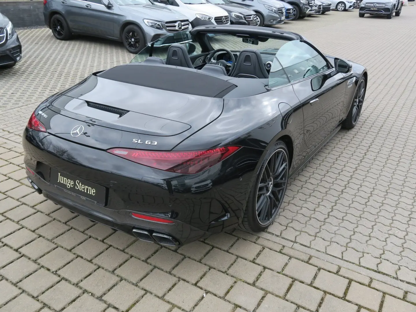Mercedes-AMG SL 63 4MATIC+ Performance Distronic
