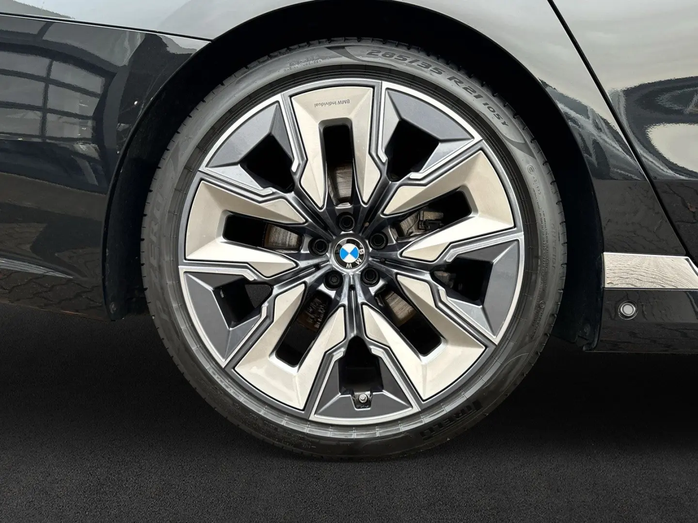 740d xDrive Bowers&Wilkins|21
