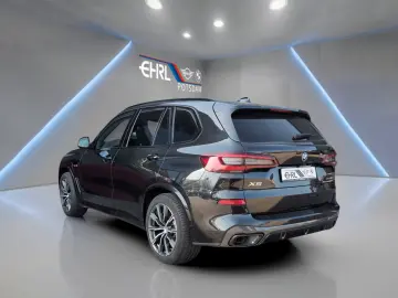 X5 xDrive45e M-PAKET AHK HEAD-UP