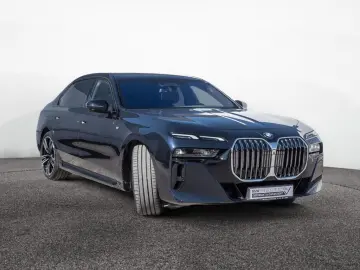740d xDrive M-Sport 21ZOLL+FOND ENTERTAIN+TV