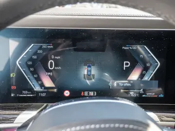740d xDrive M-Sport 21ZOLL+FOND ENTERTAIN+TV