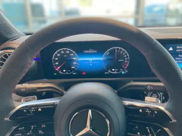CLA 250 e AMG-Line+Night+DISTR+KEYLESS+MULTIBEAM
