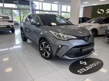 Toyota C-HR 1.8 Hybrid E-CVT Trend