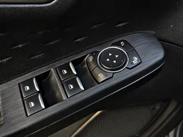 FORD Kuga 2.0 Diesel 4x4 TITANIUM