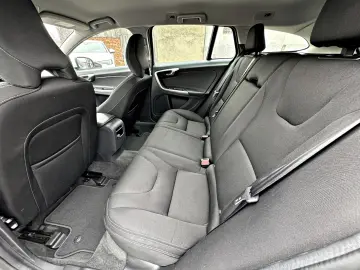 Volvo V60 D2 Momentum