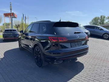Volkswagen Touareg 3.0 TSI R-Line