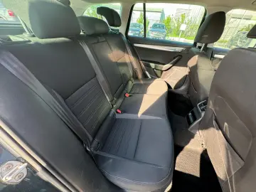 Skoda Octavia Combi Diesel 1.6 TDI Ambition