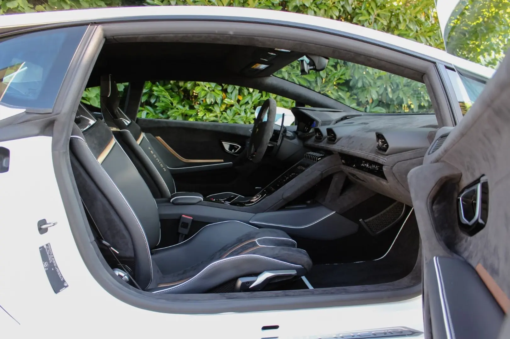 Huracán Tecnica / LIFT / STYLE PAKET / CARBON